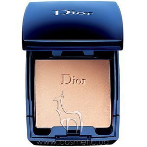 Компактная матирующая пудра Dior Diorskin X4 Control