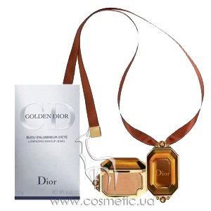Кулон-румяна Dior Golden Dior Luminizing Make-Up Jewel